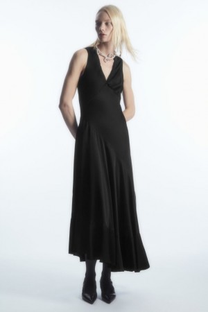 Black Cos Asymmetric Satin Midi Dress | OLWFR7819