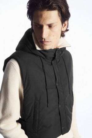 Black Cos Buckled-side Padded Hooded Vest | SGTBV6038