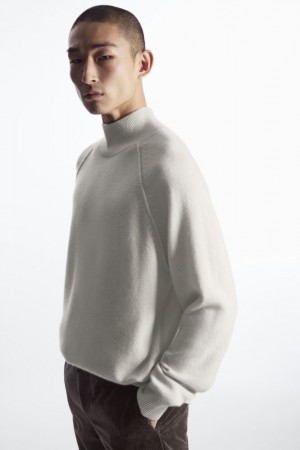 Light Beige Cos Pure Cashmere Funnel-neck Jumper | RDKPJ8647