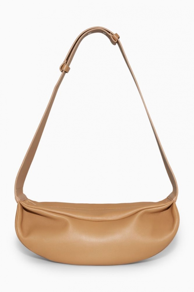 Beige Cos Swing Crossbody Leather | HIWLV2406