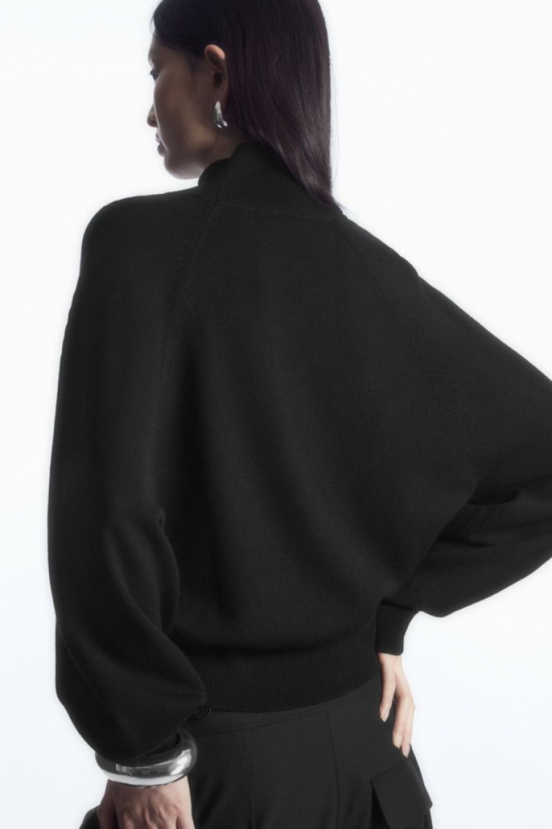 Black Cos Batwing-sleeve Merino Wool Sweater | XTWNI2076