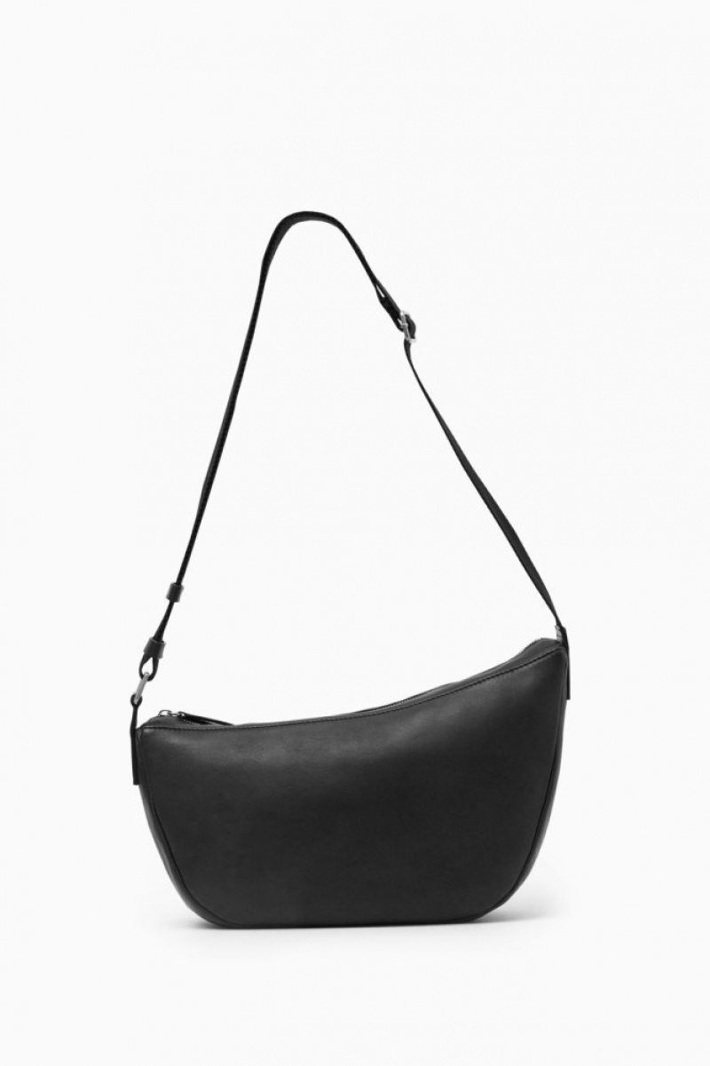 Black Cos Crescent Crossbody Leather | WCFUG9265