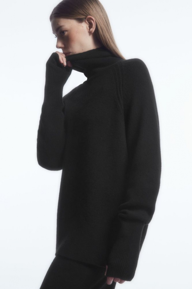 Black Cos Pure Cashmere Turtleneck Sweater | PCZES3497