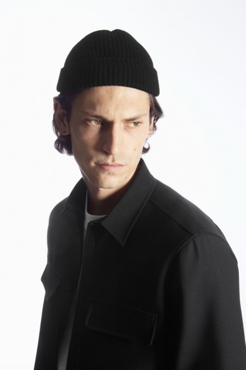 Black Cos Short Merino Wool Beanie | VYHPW1826