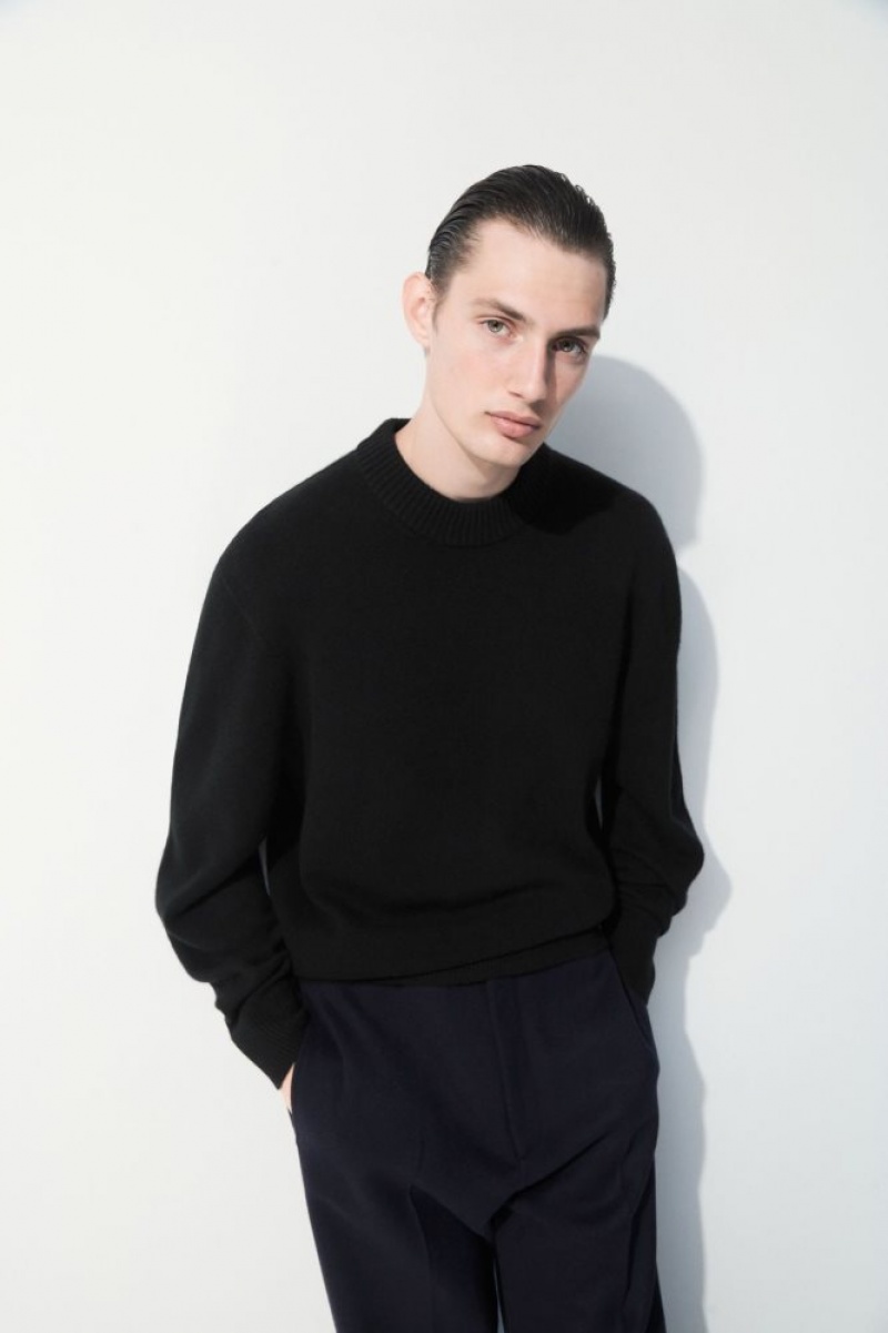 Black Cos The Cashmere Crew-neck Sweater | AODSR2406