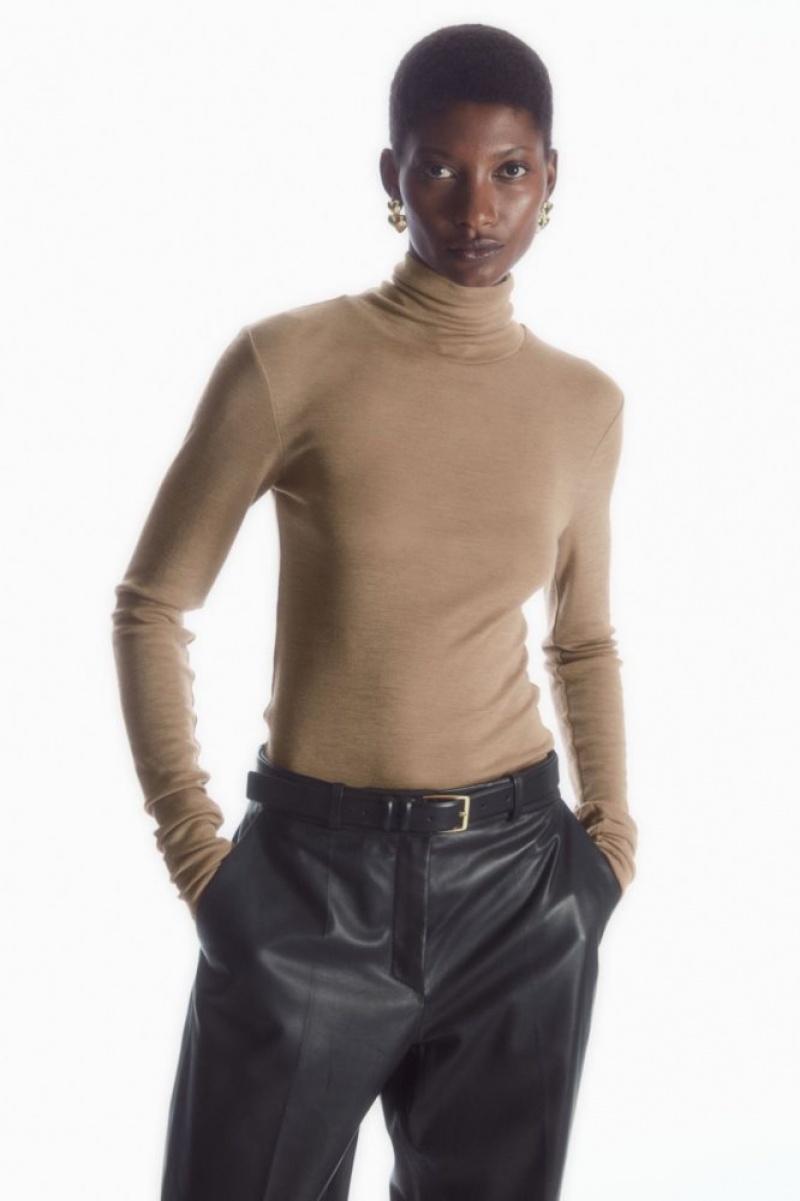 Dark Beige Cos Merino Wool Turtleneck Top | KOFZT7156