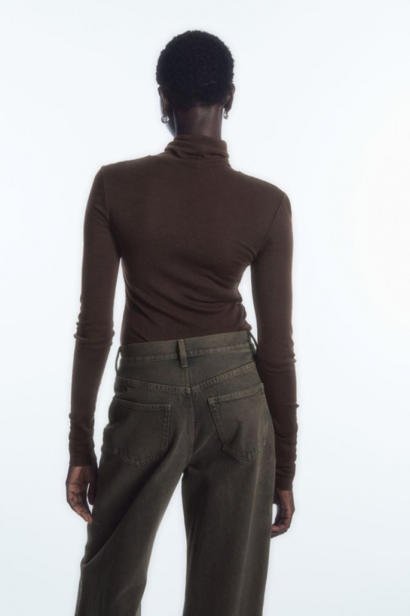 Dark Brown Cos Merino Wool Turtleneck Top | XHAVY2469