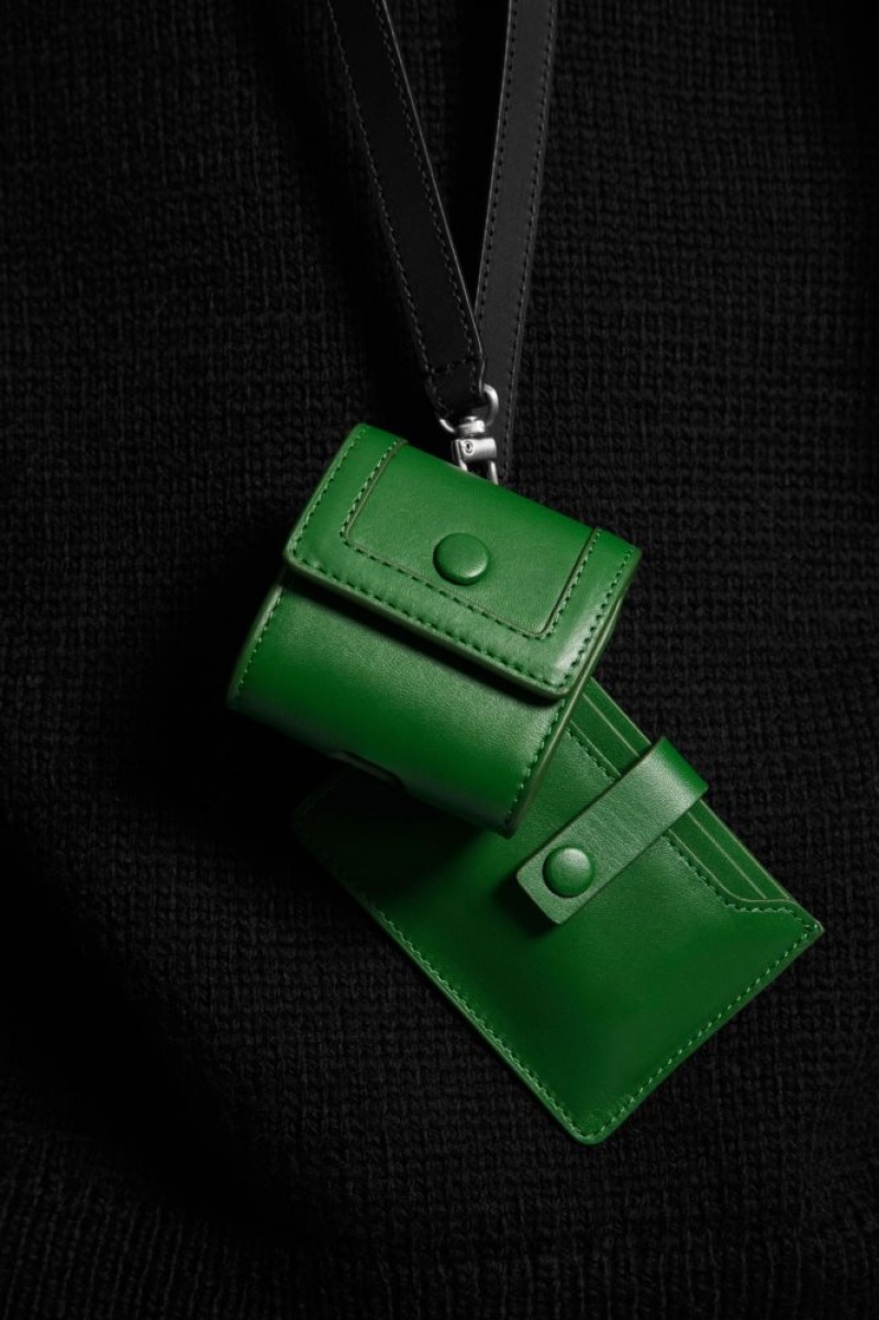 Green Cos Leather Airpods Case | OYDKI8743