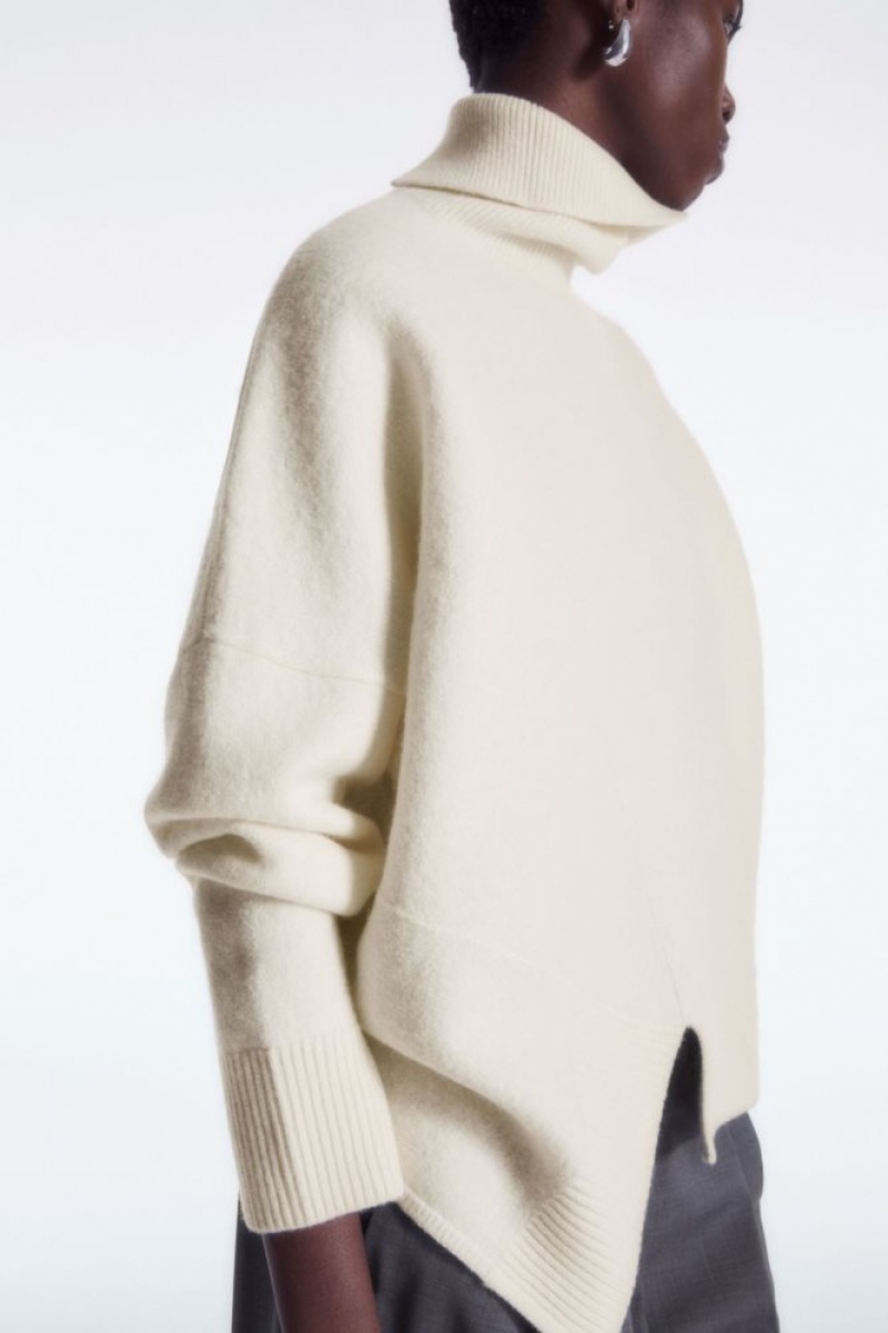 White Cos Asymmetric Merino Wool Sweater | JWHSP4687